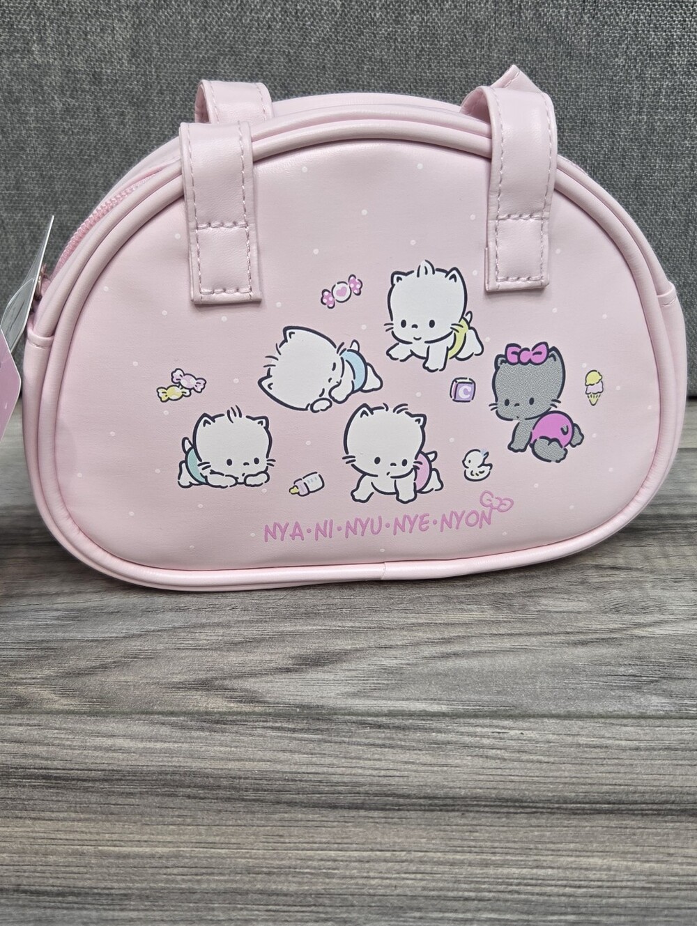 Nya Ni Nyu Nye Nyon Sanrio Mini Handbag 🩷🐱